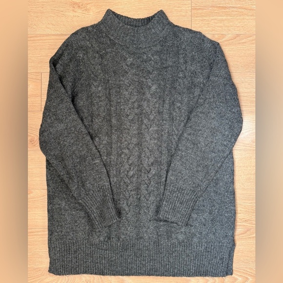 REITMANS - Shimmery Dark Gray Cable Knit Sweater - Picture 3 of 7